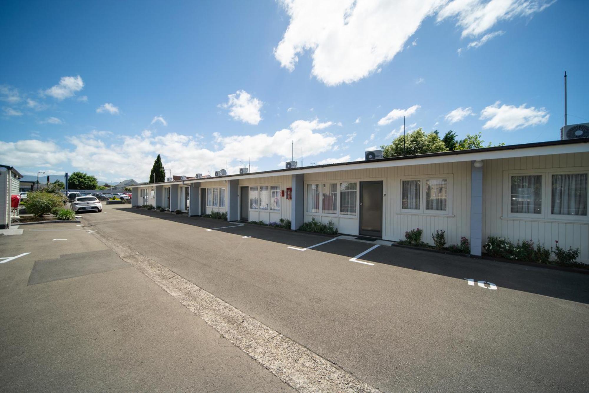 Tahoraiti Viking Lodge Motel מראה חיצוני תמונה