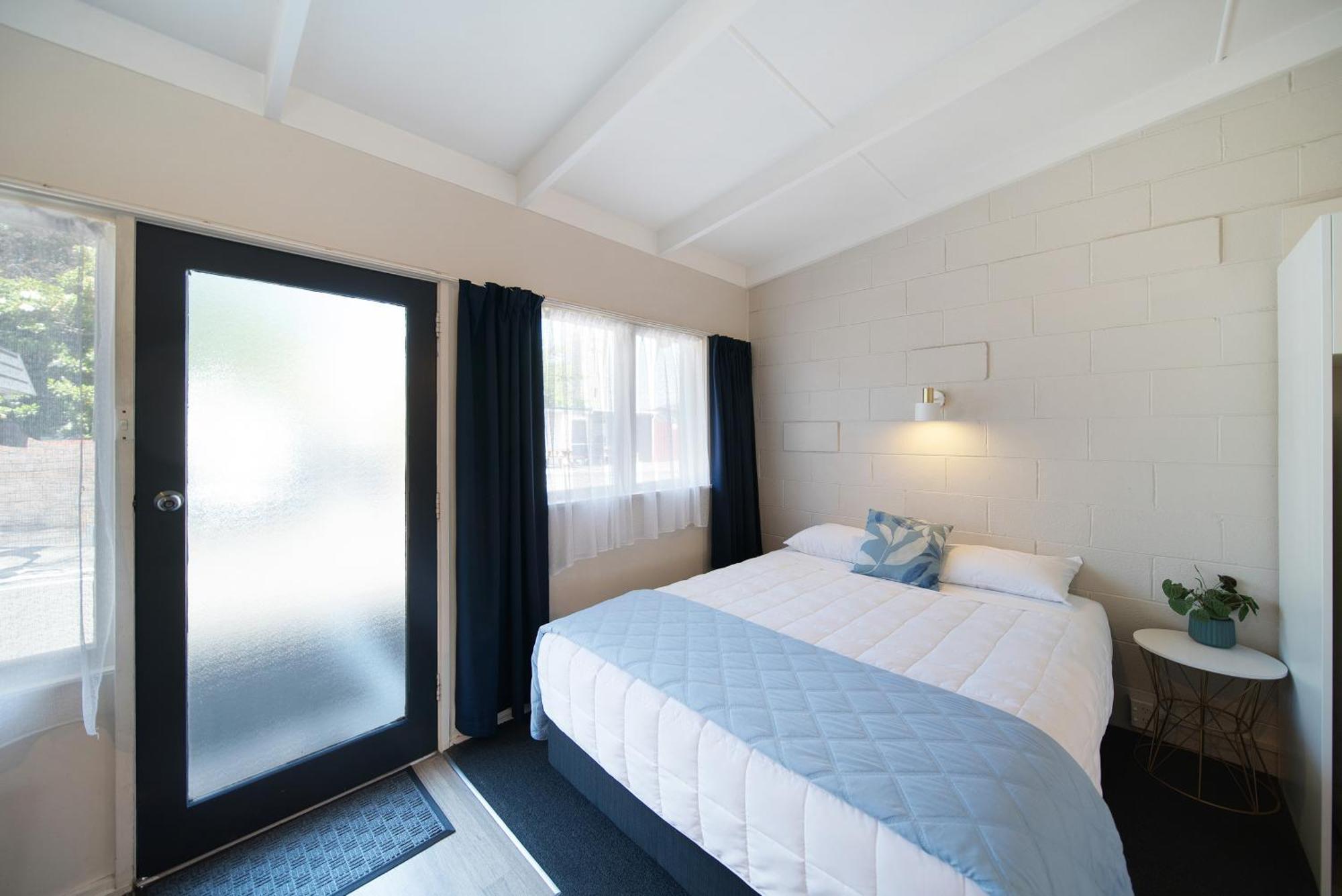 Tahoraiti Viking Lodge Motel חדר תמונה